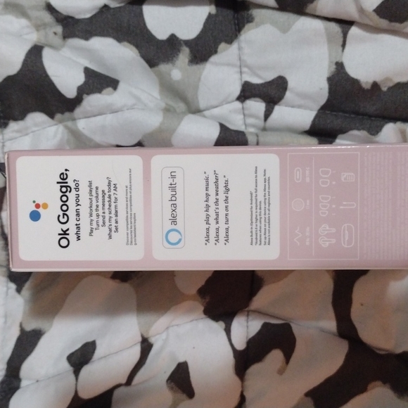 JBL earbuds - Picture 3 of 4